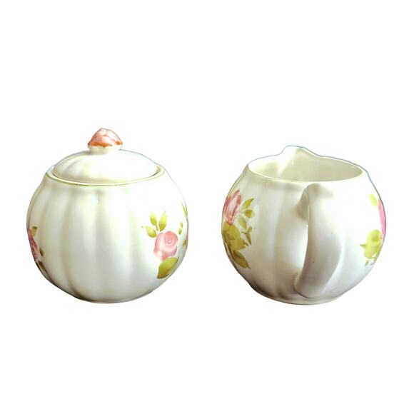 Gibson Roseland Porcelain Stoneware Vintage Sugar Bowl with Lid and Creamer Set - Picture 2 of 10